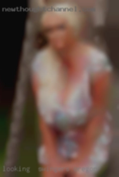 Looking swingers Oregon  for fun exhibitionist types.